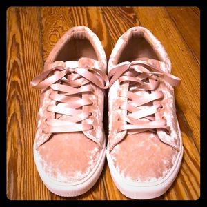 Pink velvet sneakers